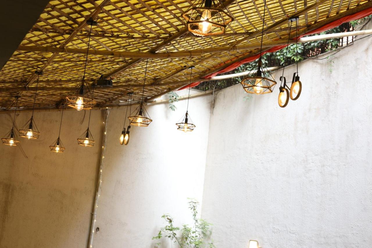 Lime Tree Hotel Sushant Lok Gurgaon Sector 29 Next To Iffco Chowk Metro Eksteriør billede