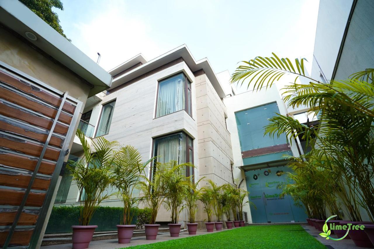 Lime Tree Hotel Sushant Lok Gurgaon Sector 29 Next To Iffco Chowk Metro Eksteriør billede