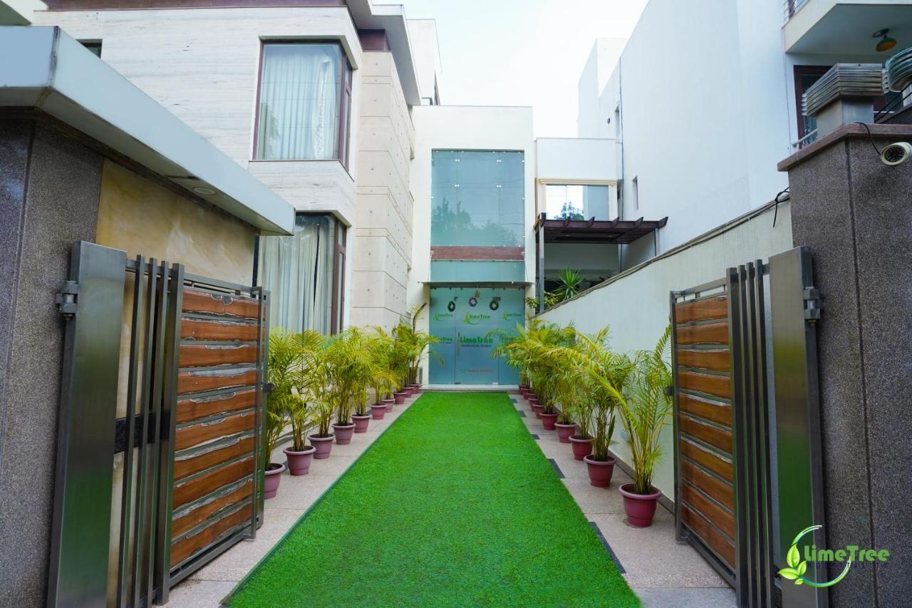 Lime Tree Hotel Sushant Lok Gurgaon Sector 29 Next To Iffco Chowk Metro Eksteriør billede